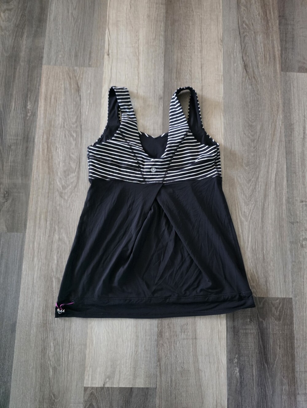 Lululemon Women's Black Striped Athletic Tank Top Size 8